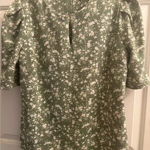 Green Floral Short Sleeve Top